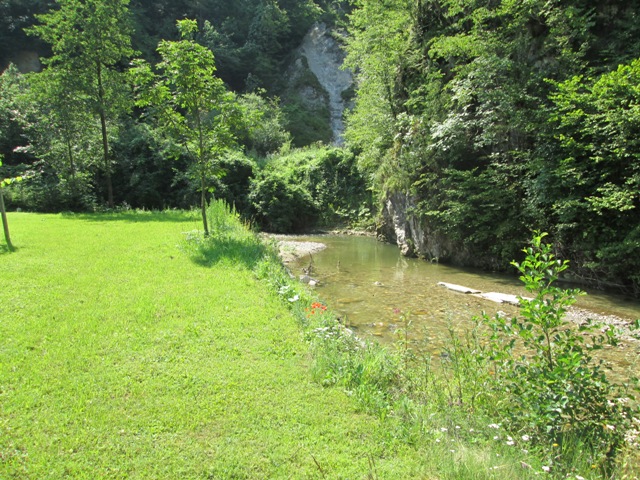 Hudinja fly rock fishing 29