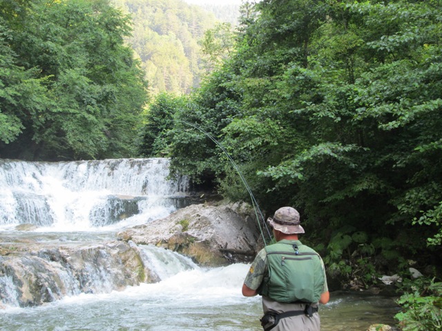 Hudinja fly rock fishing 6