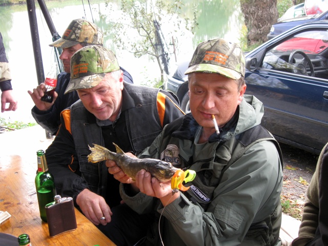 TRGOCENTAR duo špin kup 2009. Rib3